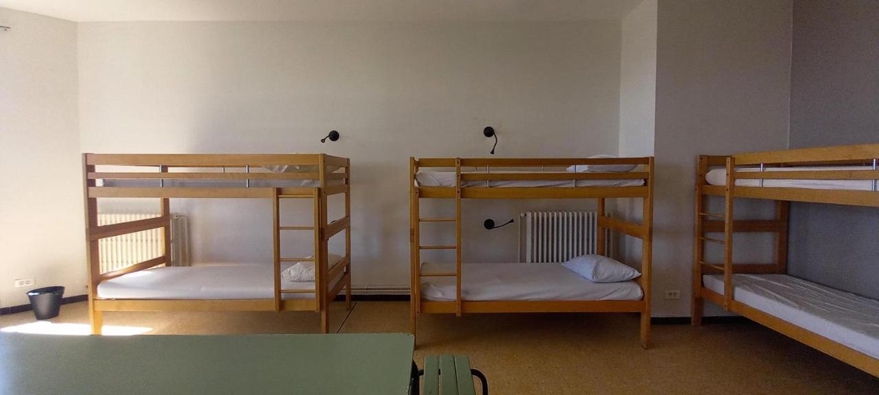 Auberge De Jeunesse Hi Marseille Bois-Luzy Esterno foto