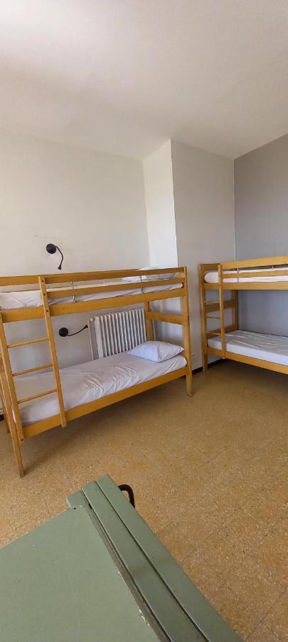 Auberge De Jeunesse Hi Marseille Bois-Luzy Esterno foto